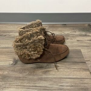 Kalli Collection Brown Faux Fur Cuffed Ankle Booties